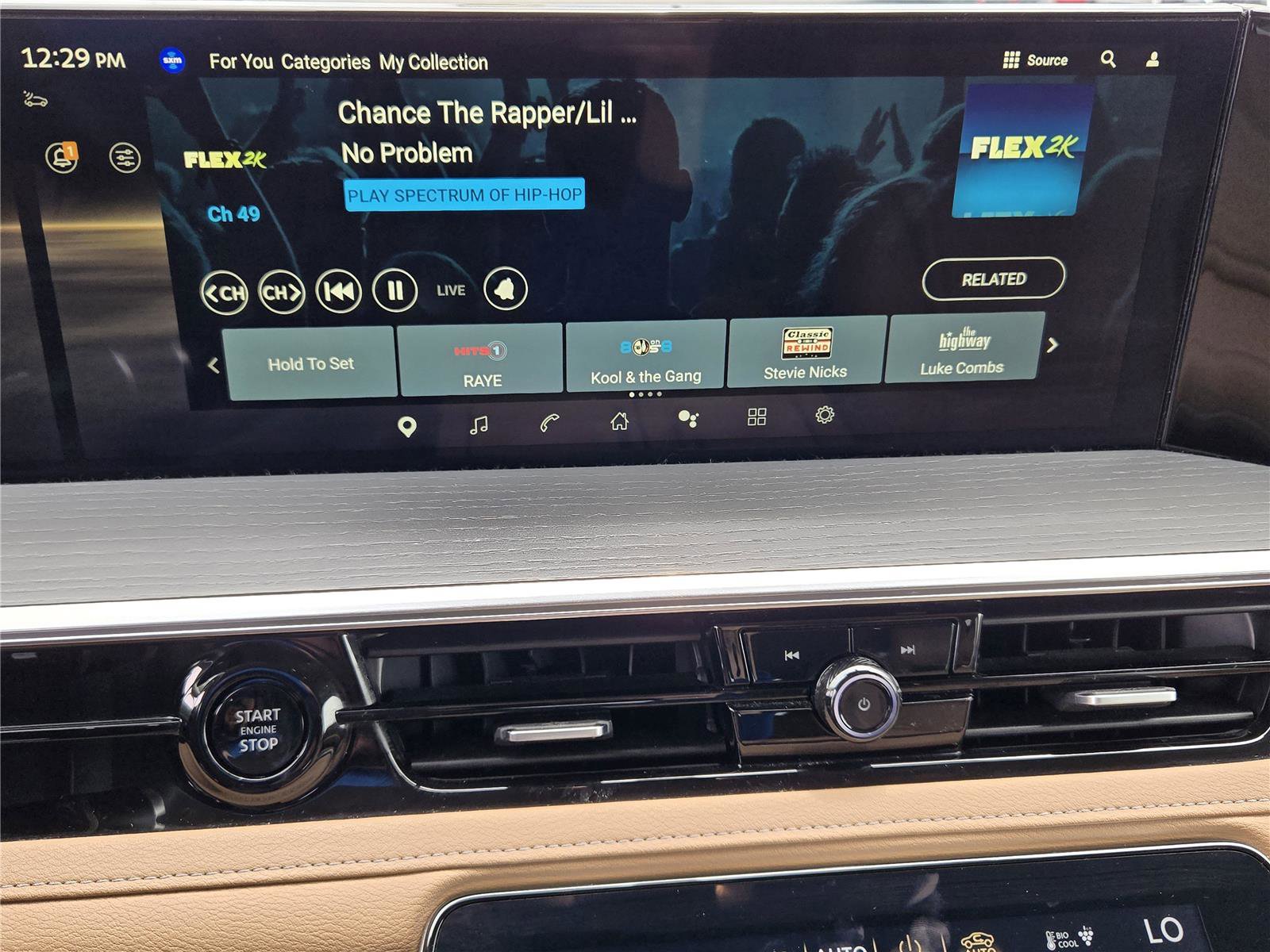 Used 2025 INFINITI QX80 Sensory AWD/4WD image 15