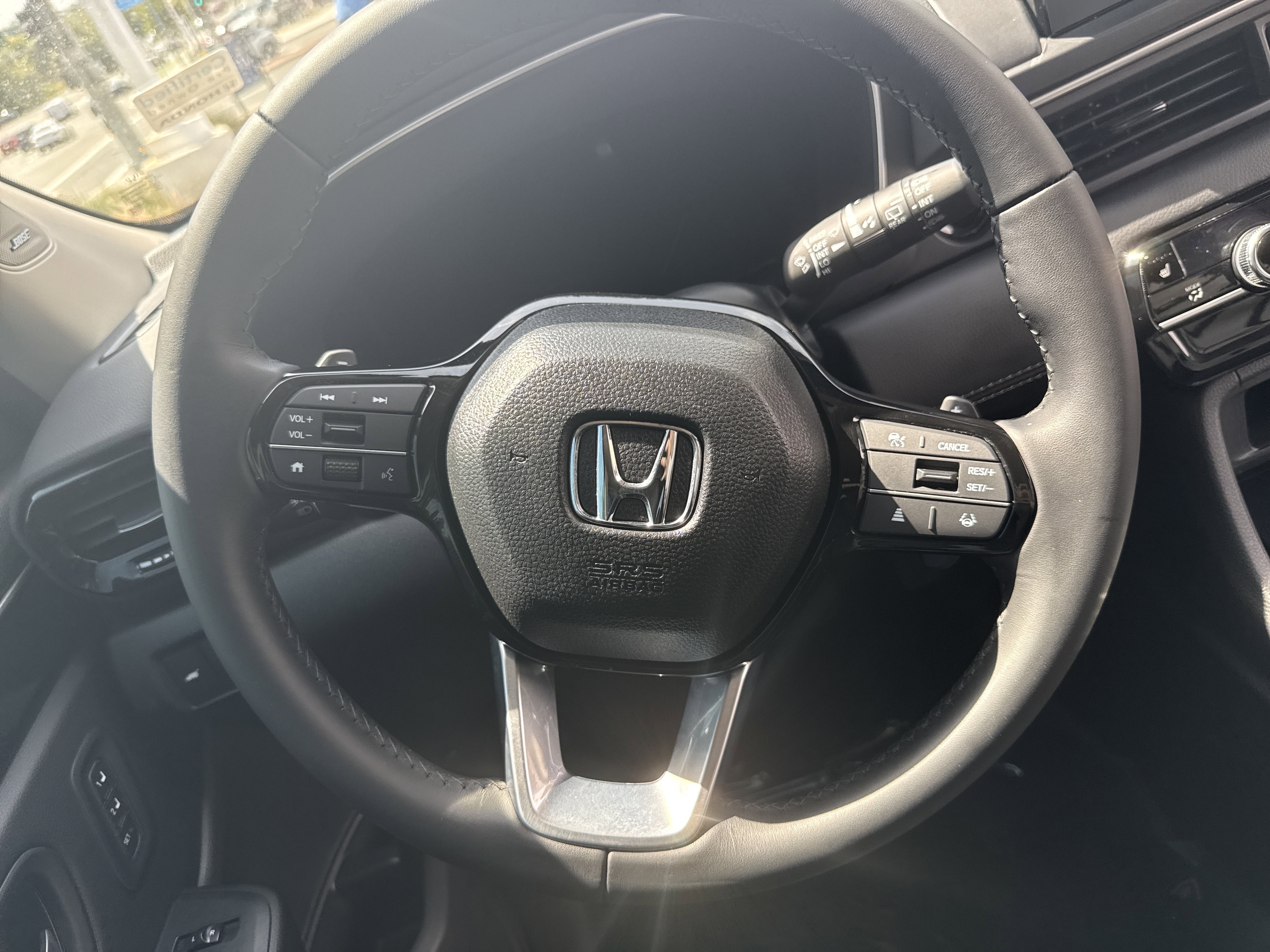 Certified 2025 Honda Pilot Touring image 18