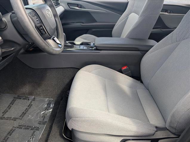 Used 2025 Toyota Camry LE image 14
