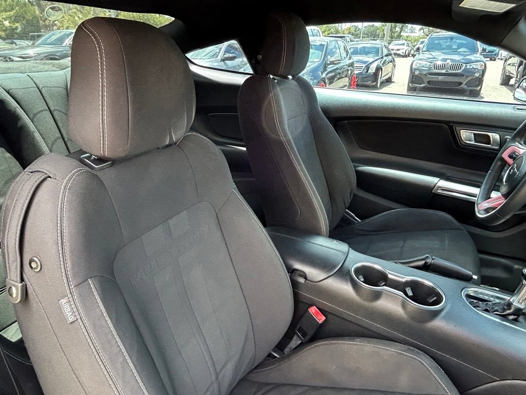 Used 2018 Ford Mustang Coupe RWD image 39