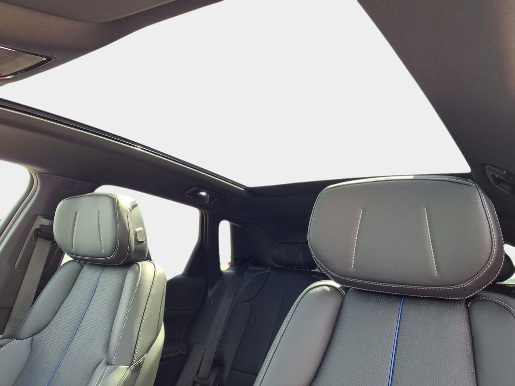 New 2026 Cadillac Lyriq Sport RWD image 17