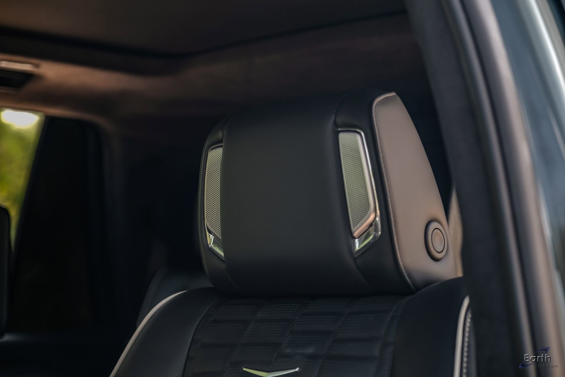 Used 2025 Cadillac Escalade V AWD/4WD image 37