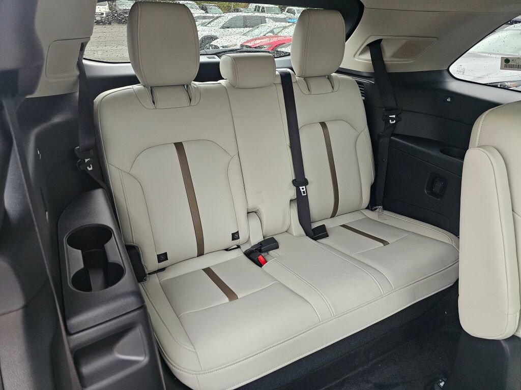 New 2026 MAZDA CX-90 Plug-In Hybrid w/ Premium Plus image 31