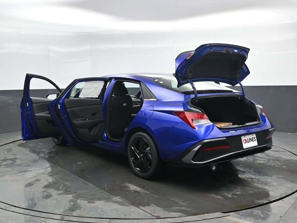 New 2026 Hyundai Elantra SEL Sport Premium FWD image 53