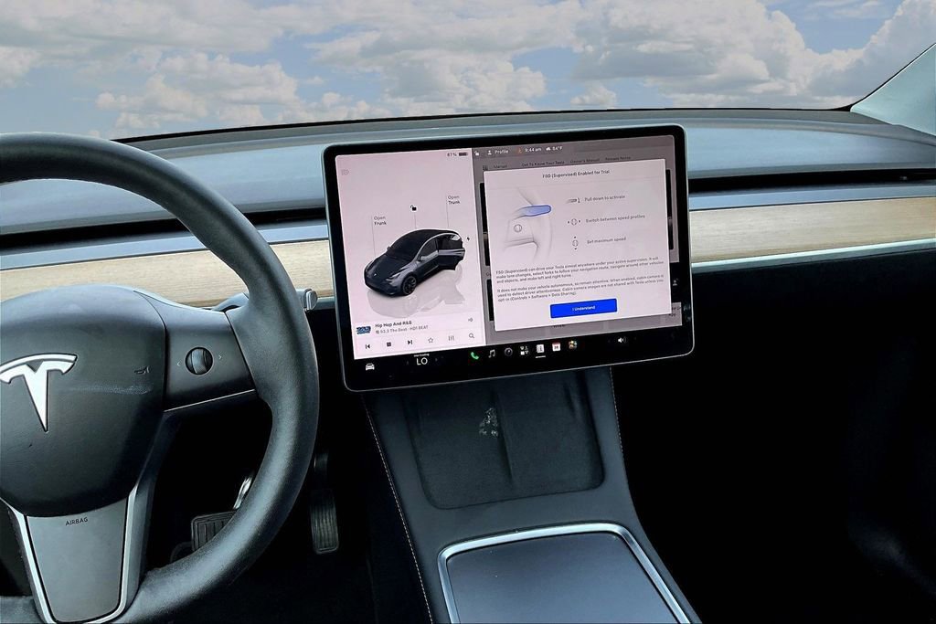 Used 2023 Tesla Model Y Long Range AWD/4WD image 9