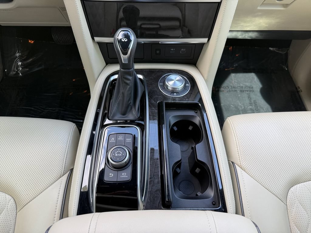 Used 2024 INFINITI QX80 Sensory w/ Cargo Package AWD/4WD image 15