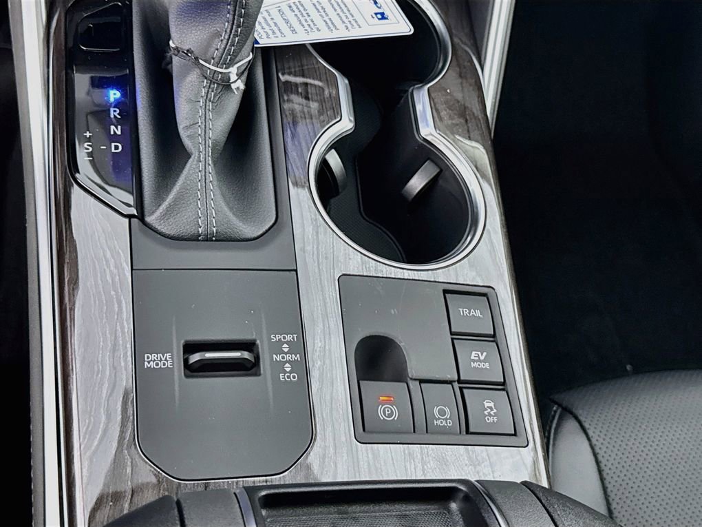 New 2026 Toyota Highlander Limited AWD/4WD image 21
