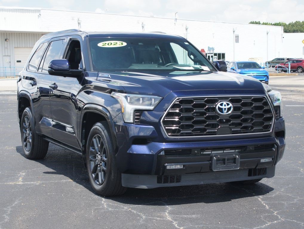 Used 2023 Toyota Sequoia Platinum AWD/4WD image 25
