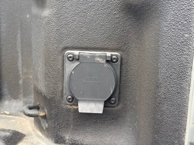 Used 2024 Chevrolet Silverado 3500 LT w/ Safety Package image 32