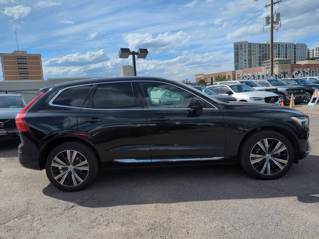 Used 2022 Volvo XC60 B5 Inscription w/ Climate Package FWD image 8