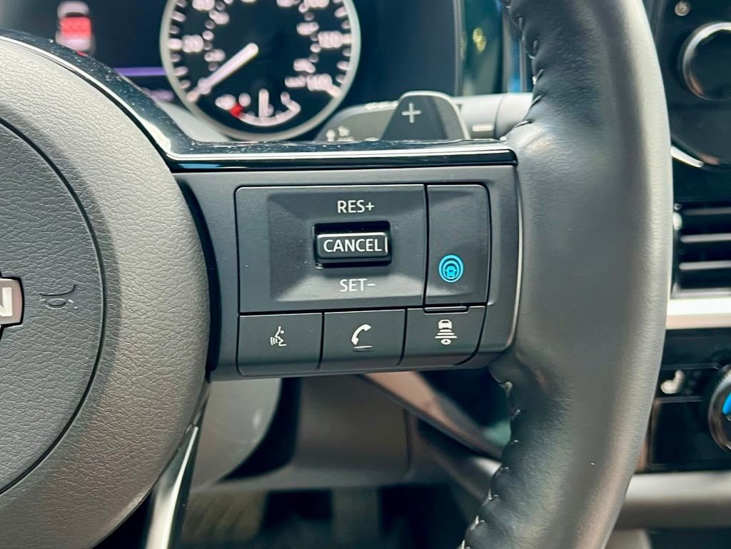 Used 2022 Nissan Pathfinder SL image 23