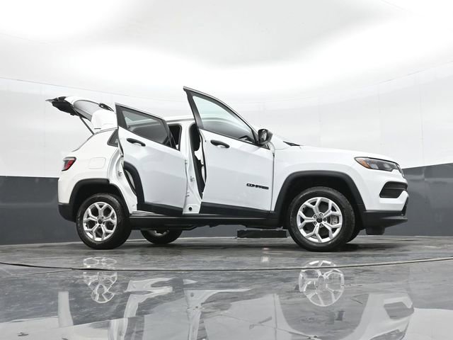 Used 2025 Jeep Compass Sport AWD/4WD image 51