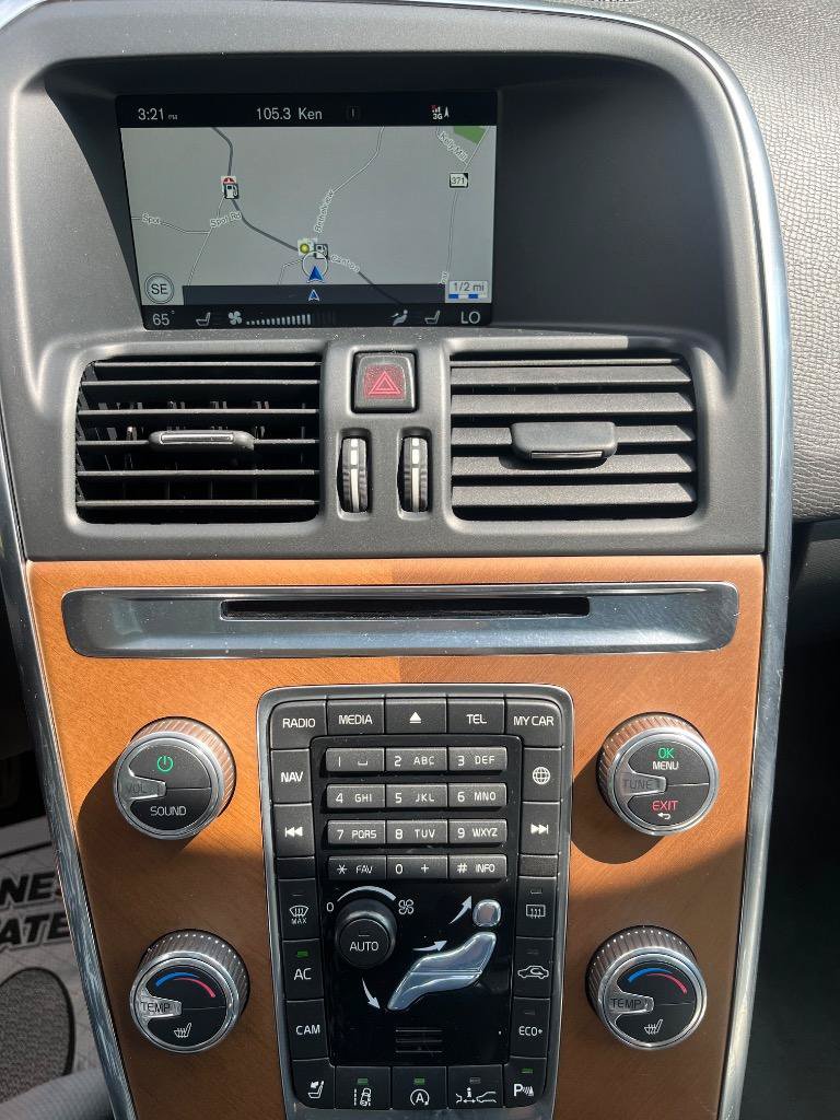 Used 2015 Volvo XC60 T6 Platinum FWD image 45