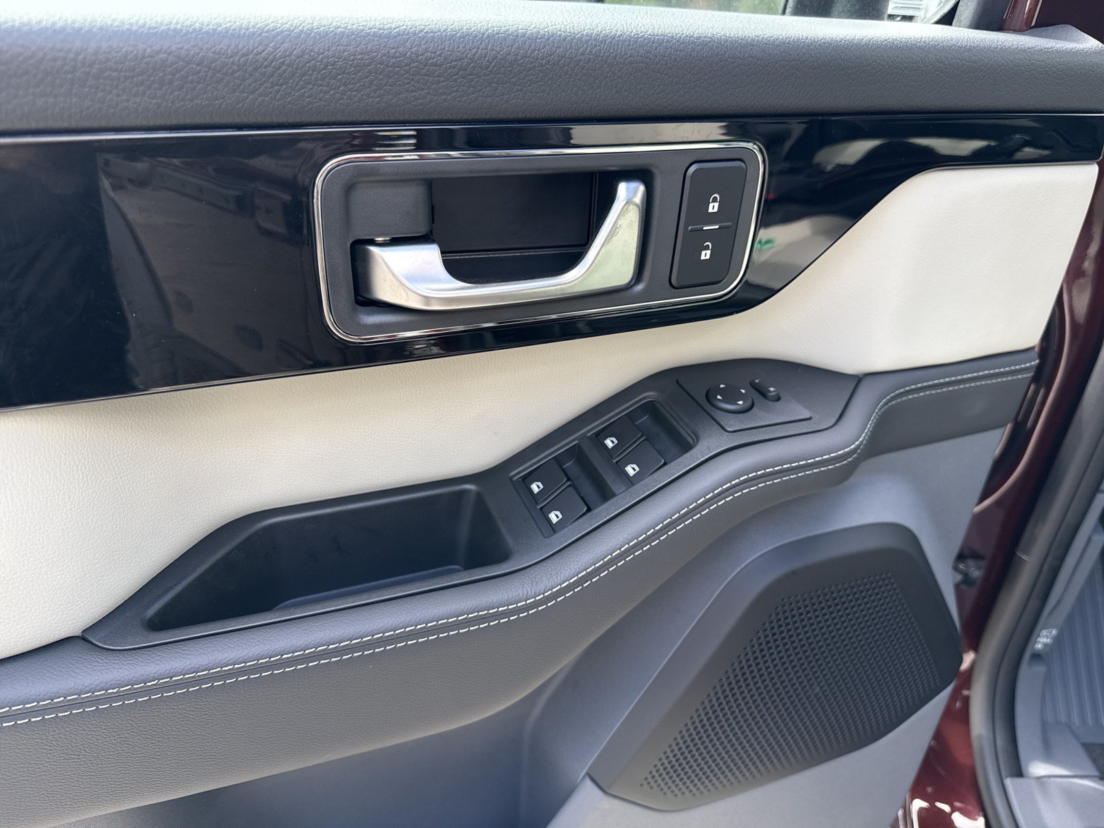 New 2026 INEOS Grenadier Station Wagon AWD/4WD image 14