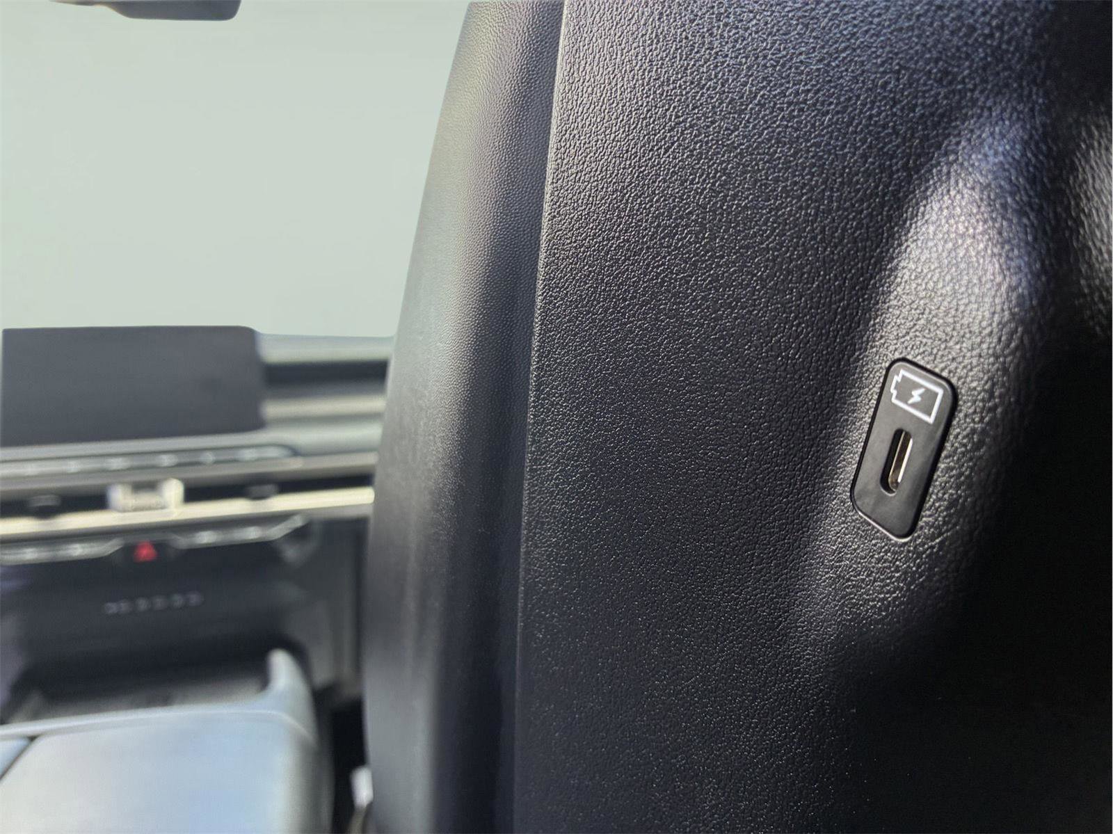 Used 2027 Kia Telluride S AWD/4WD image 24