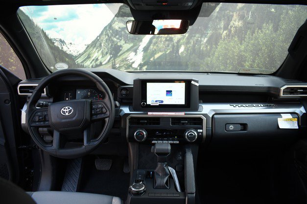 New 2025 Toyota Tacoma SR5 image 9