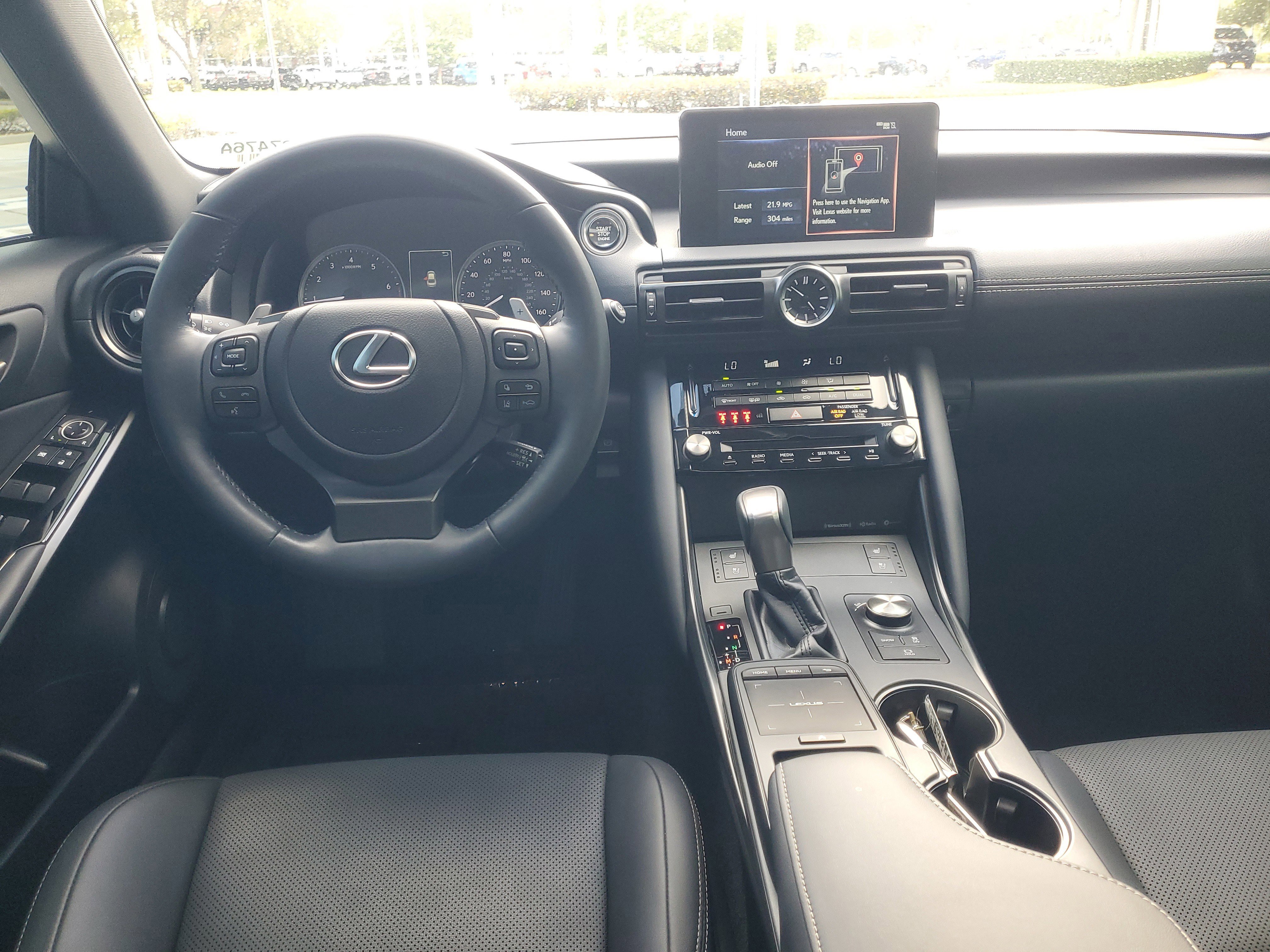 Used 2025 Lexus IS 300 w/ Comfort Package RWD image 13