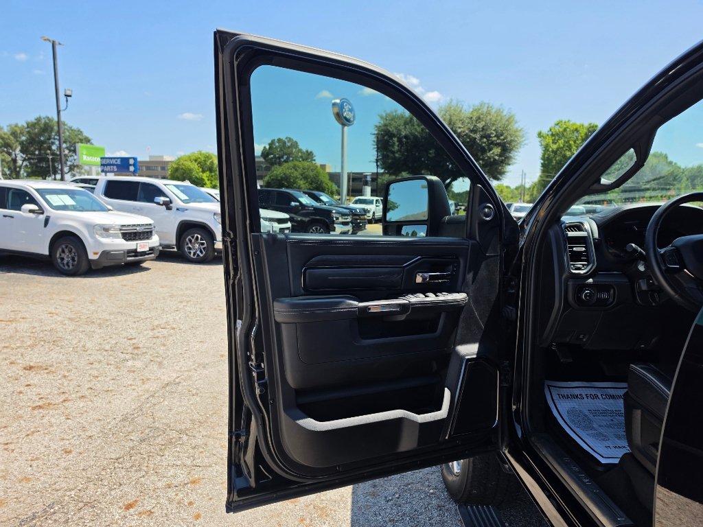 Used 2024 RAM 2500 Limited AWD/4WD image 15