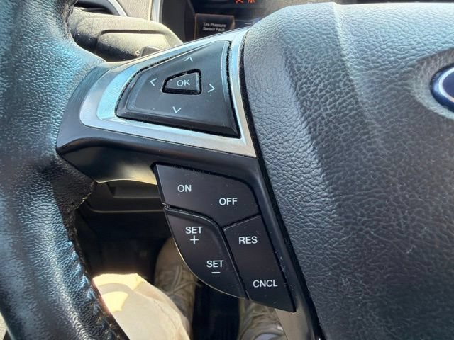 Used 2017 Ford Edge SEL w/ Canadian Touring Package FWD image 45