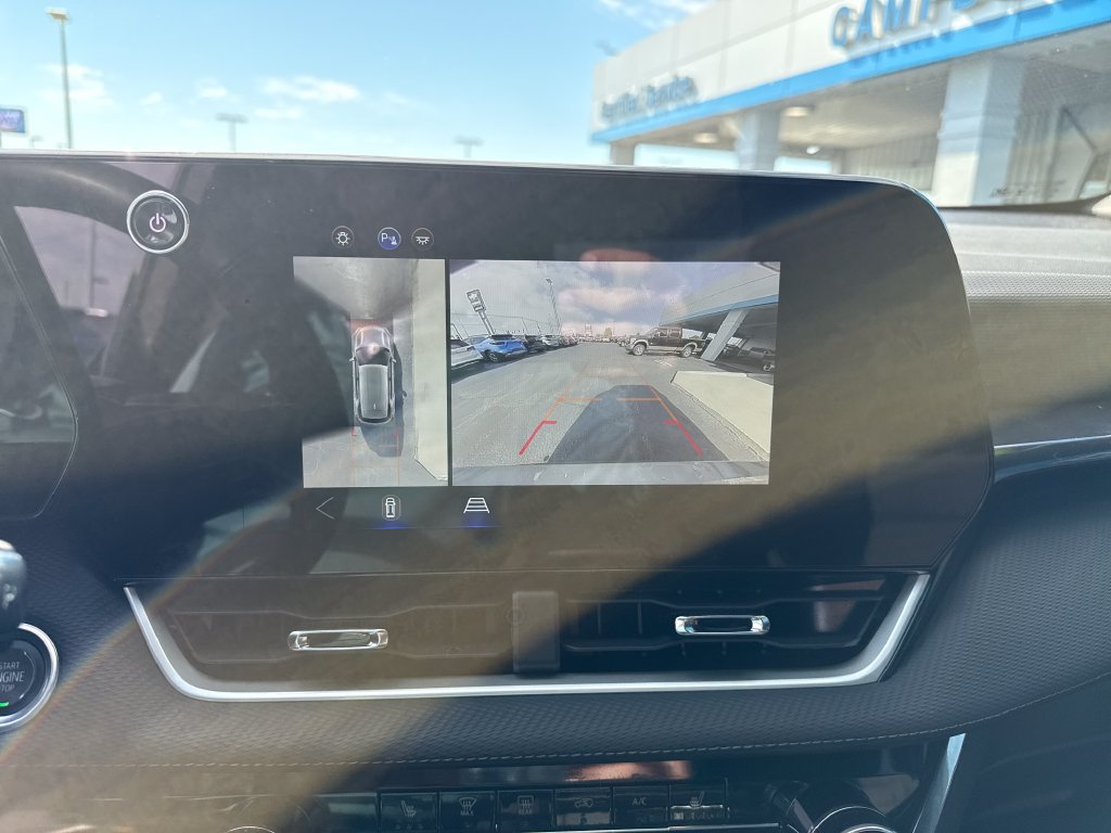 Used 2025 Chevrolet Equinox LT w/ Safety and Technology Package FWD image 23
