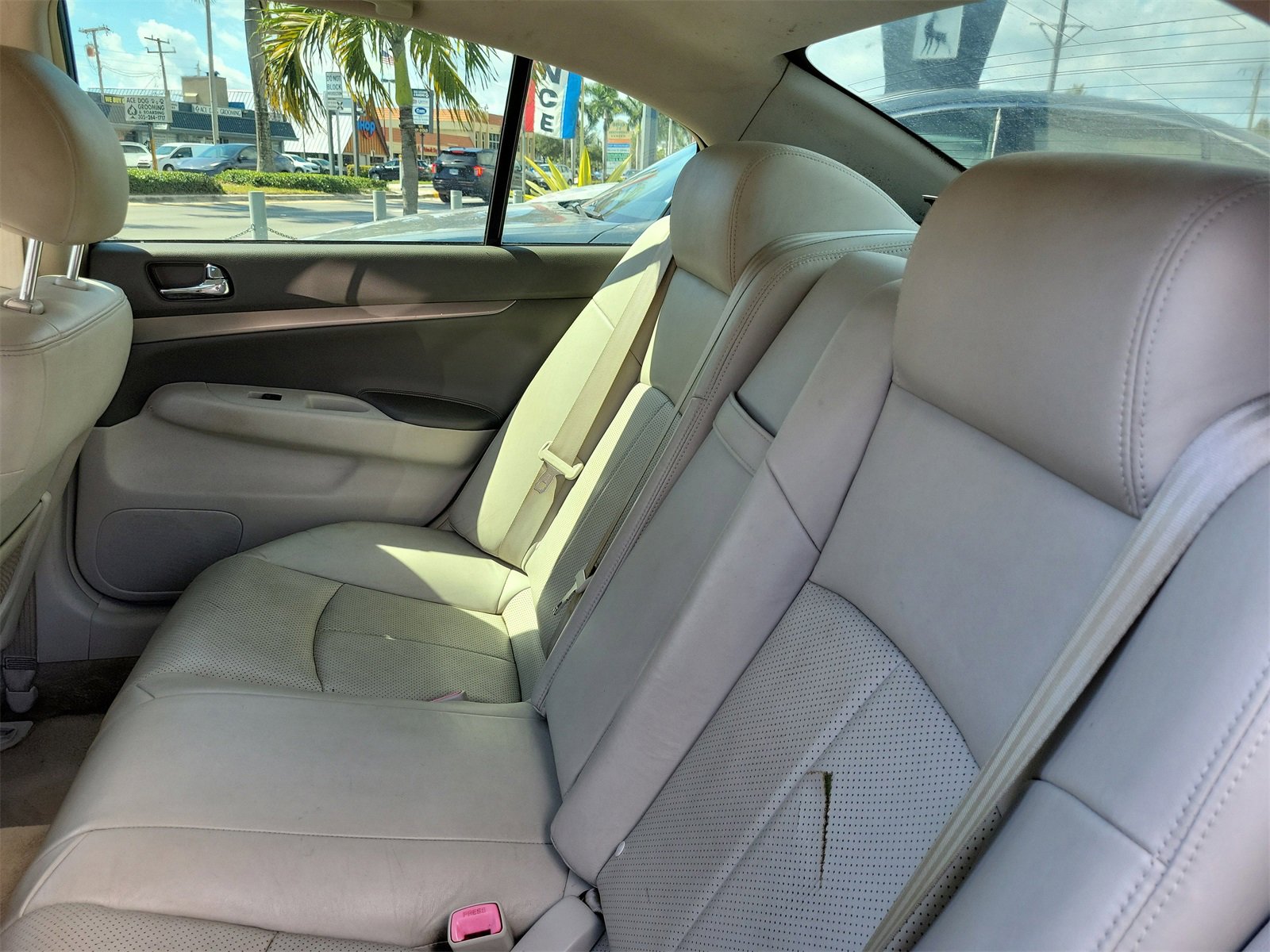 Used 2013 INFINITI G37 Journey w/ Premium Pkg image 13