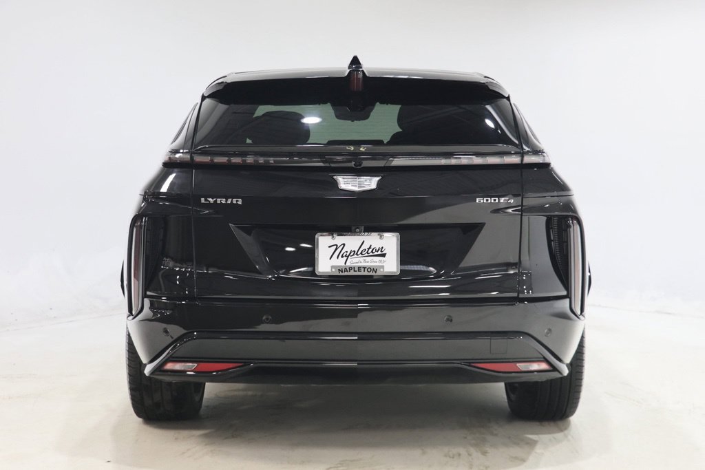 Used 2024 Cadillac Lyriq Sport w/ Nappa Leather Package AWD/4WD image 3