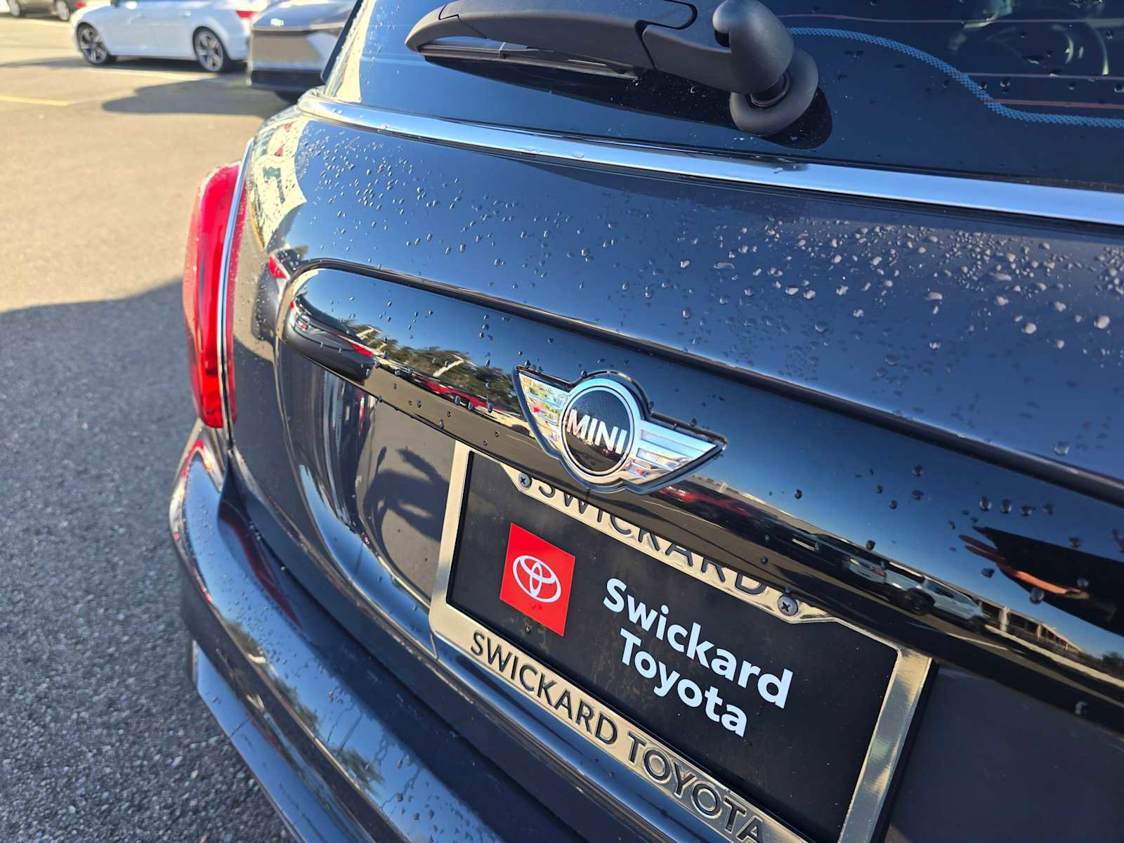 Used 2018 MINI Cooper S image 14