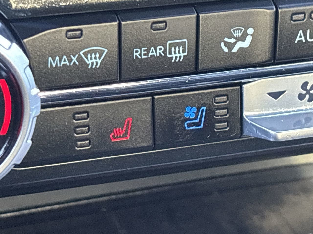 Certified 2023 Ford F150 Lariat w/ Trailer Tow Package image 33