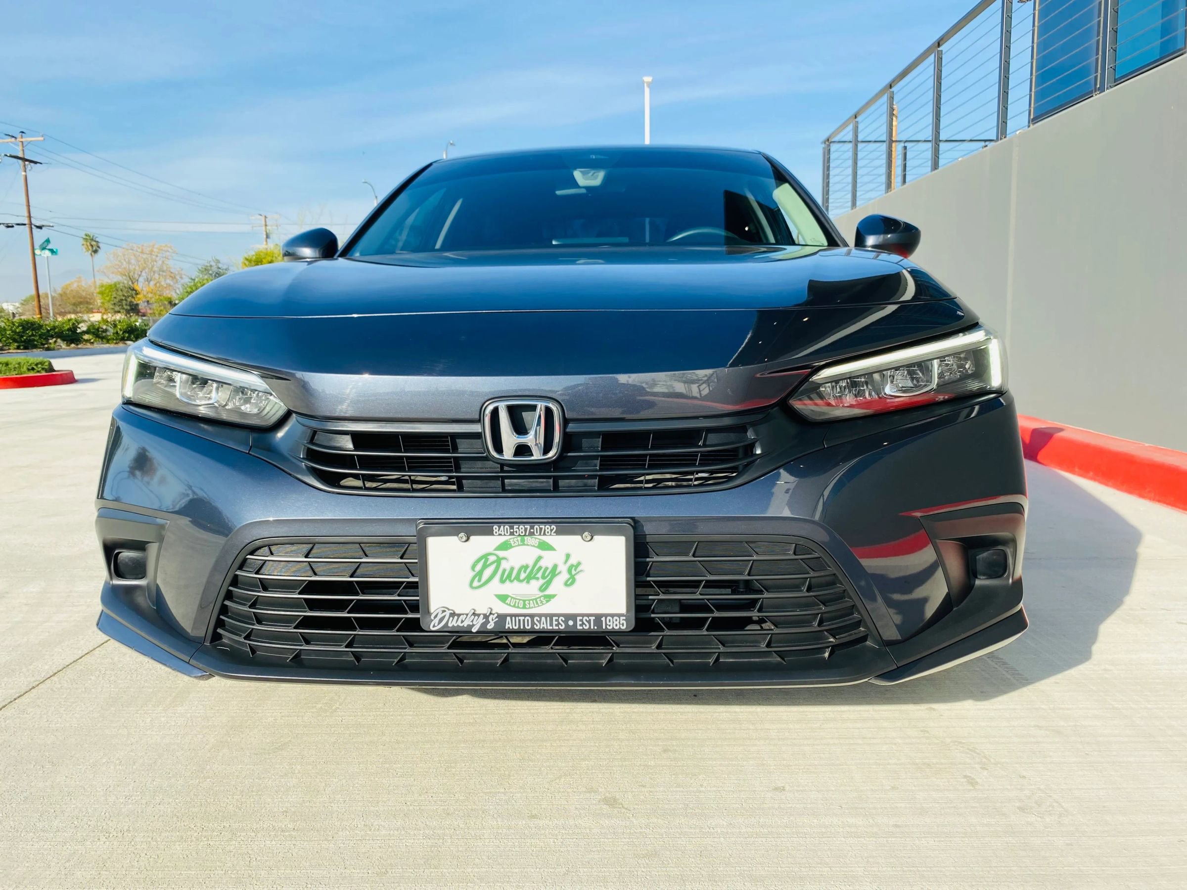 Used 2022 Honda Civic LX image 3