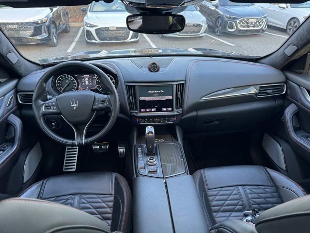 Used 2022 Maserati Levante Trofeo image 12