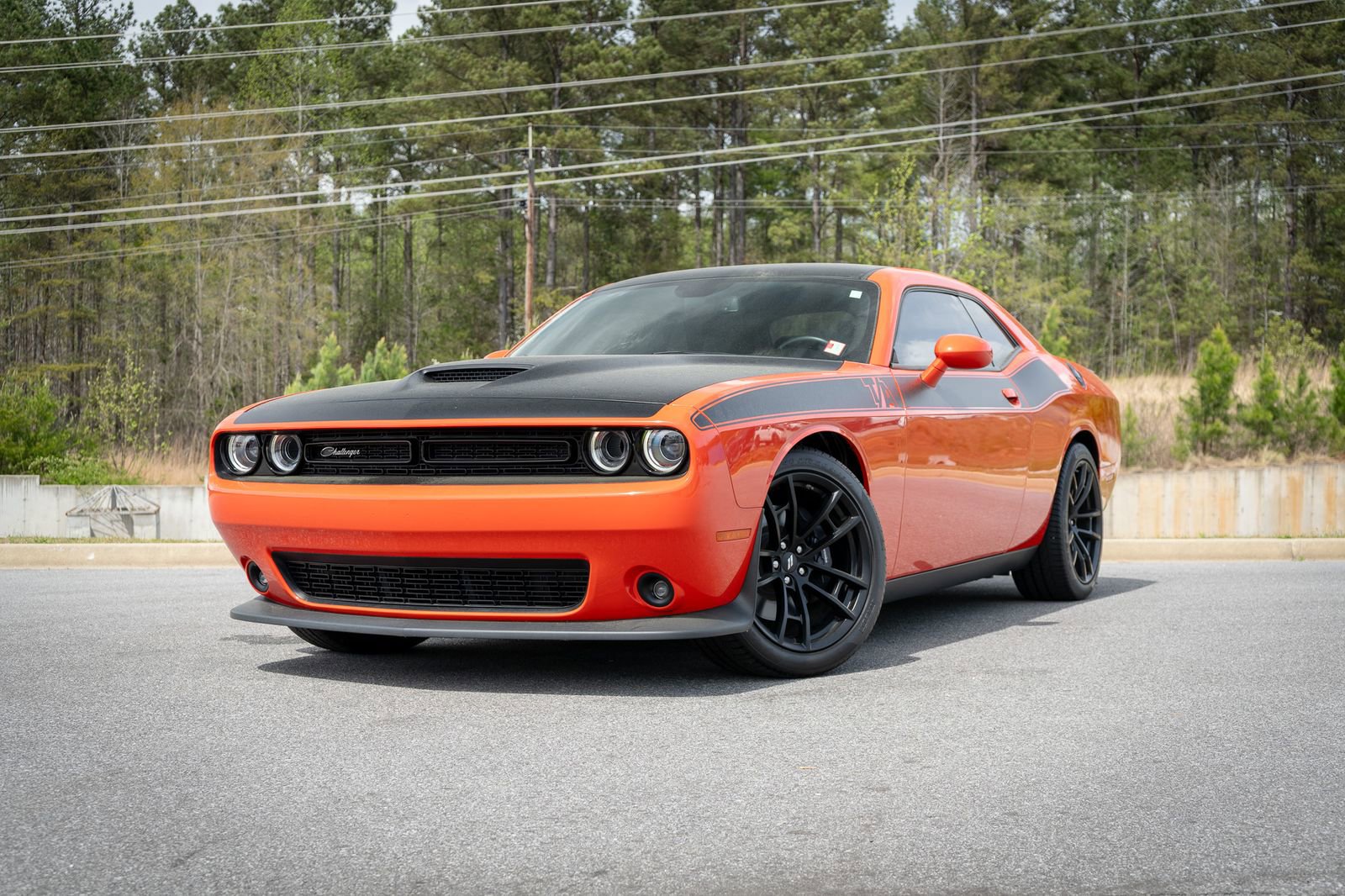 Used 2021 Dodge Challenger R/T w/ T/A Package image 2