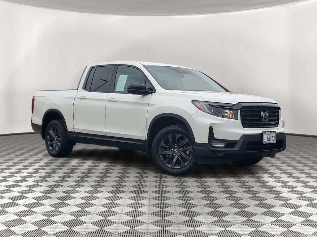 Certified 2023 Honda Ridgeline Sport image 2