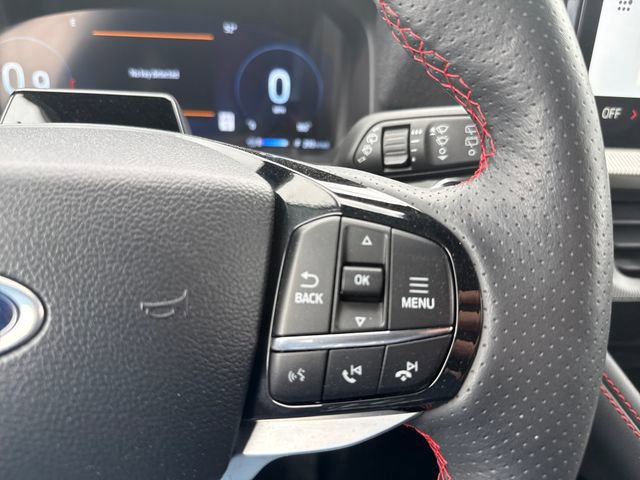 Used 2025 Ford Explorer ST-Line w/ ST-Line Street Pack AWD/4WD image 28