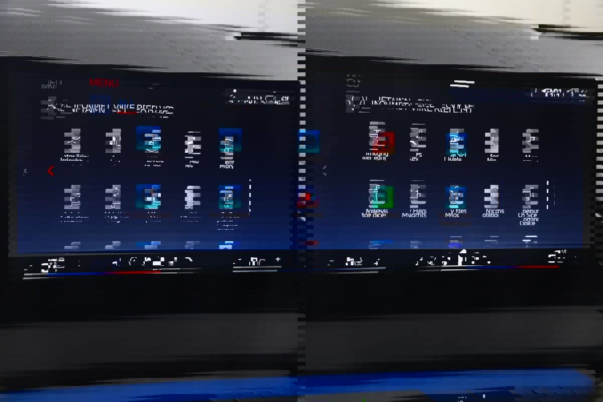 Used 2025 BMW X3 M50 w/ M Sport Professional Package AWD/4WD image 38