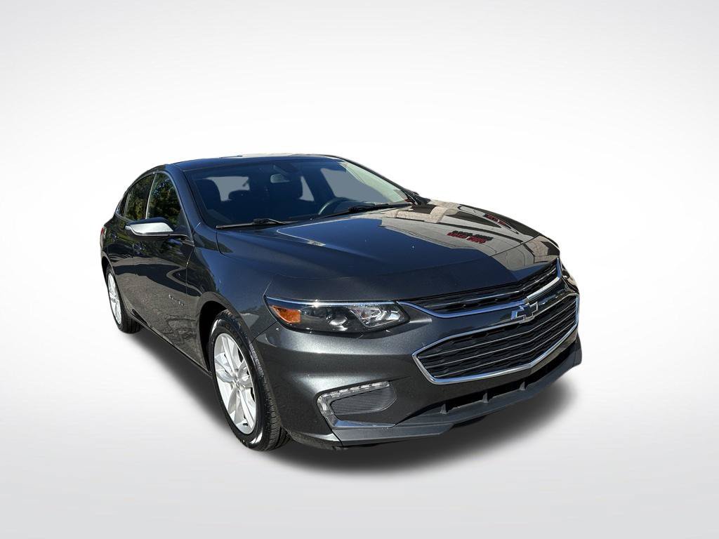 Used 2016 Chevrolet Malibu LT w/ Leather Package FWD image 7