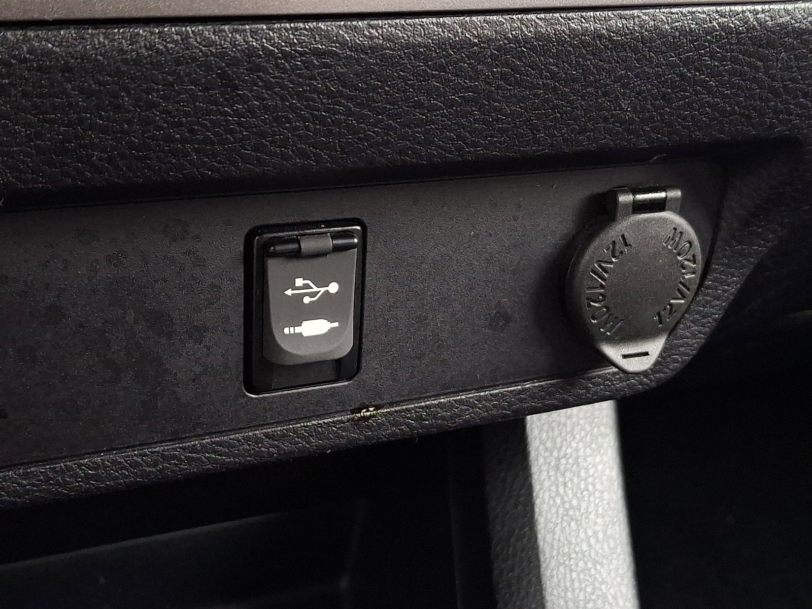 Used 2019 Toyota Tacoma SR5 image 23