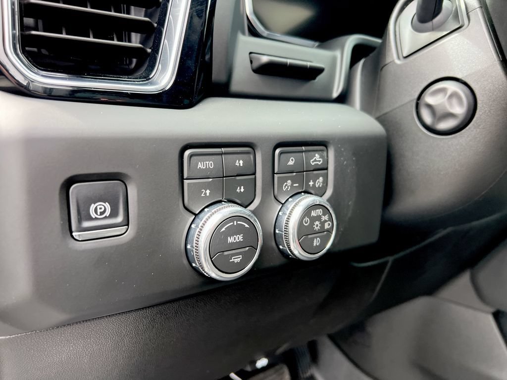 Used 2026 GMC Sierra 1500 Denali AWD/4WD image 16
