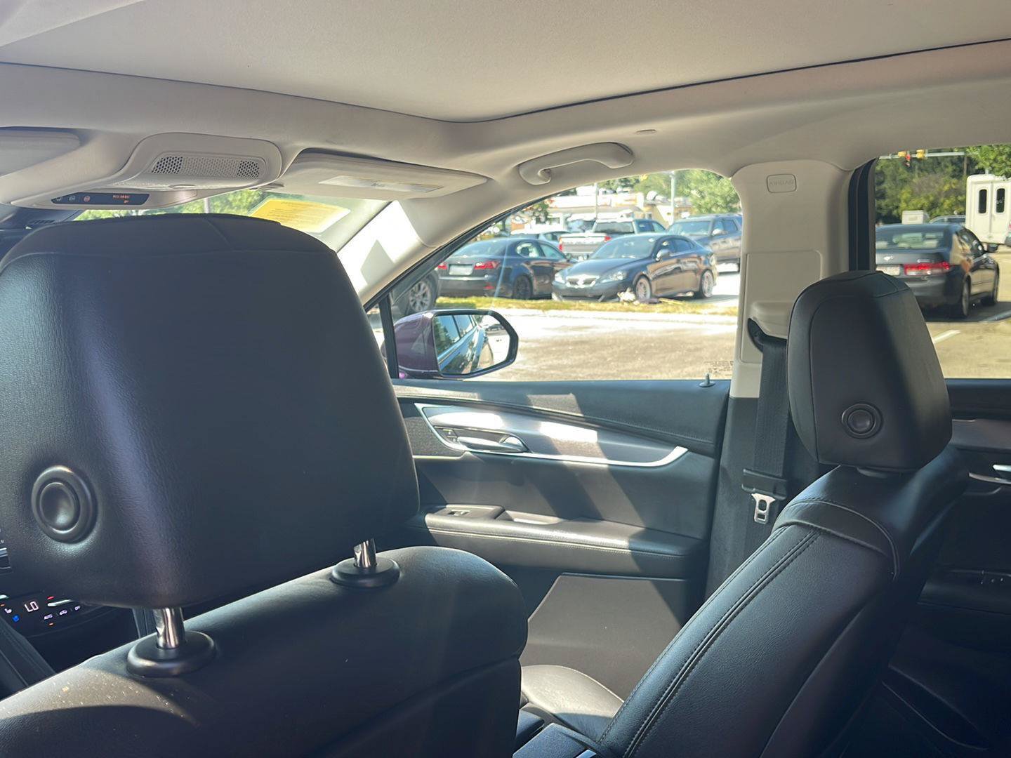 Used 2019 Cadillac XT5 Premium Luxury w/ Driver Assist Package AWD/4WD image 13