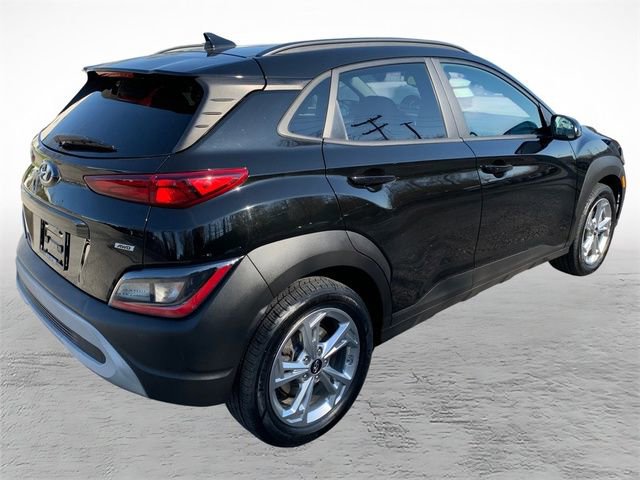 Used 2022 Hyundai Kona SEL image 3