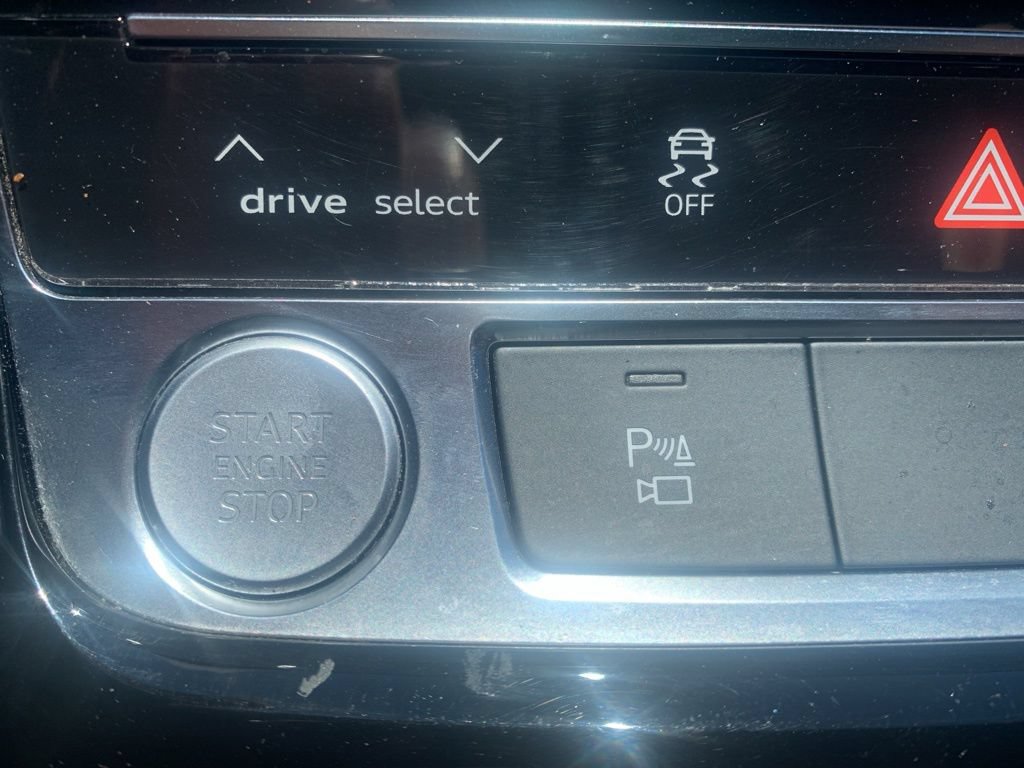 Used 2019 Audi A8 L 3.0T AWD/4WD image 23