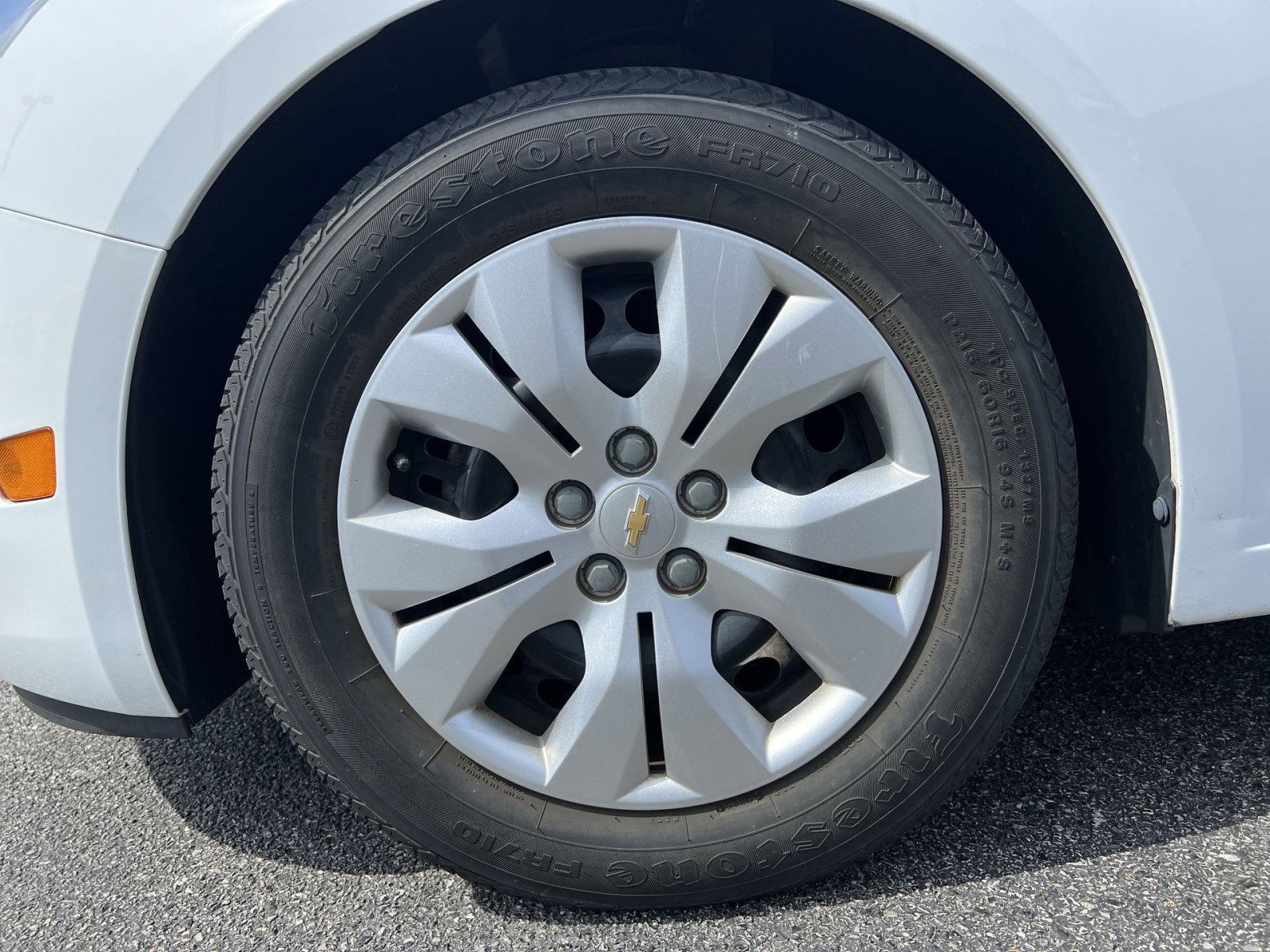 Used 2015 Chevrolet Cruze LS image 12