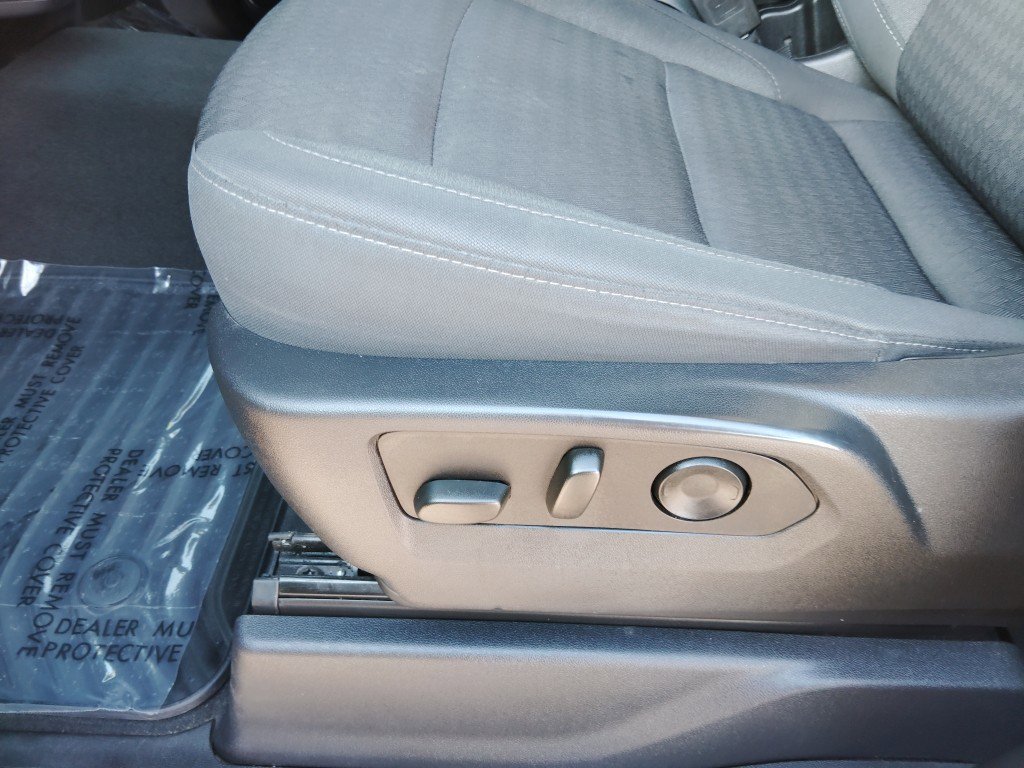 Used 2022 Chevrolet Silverado 1500 Custom image 15