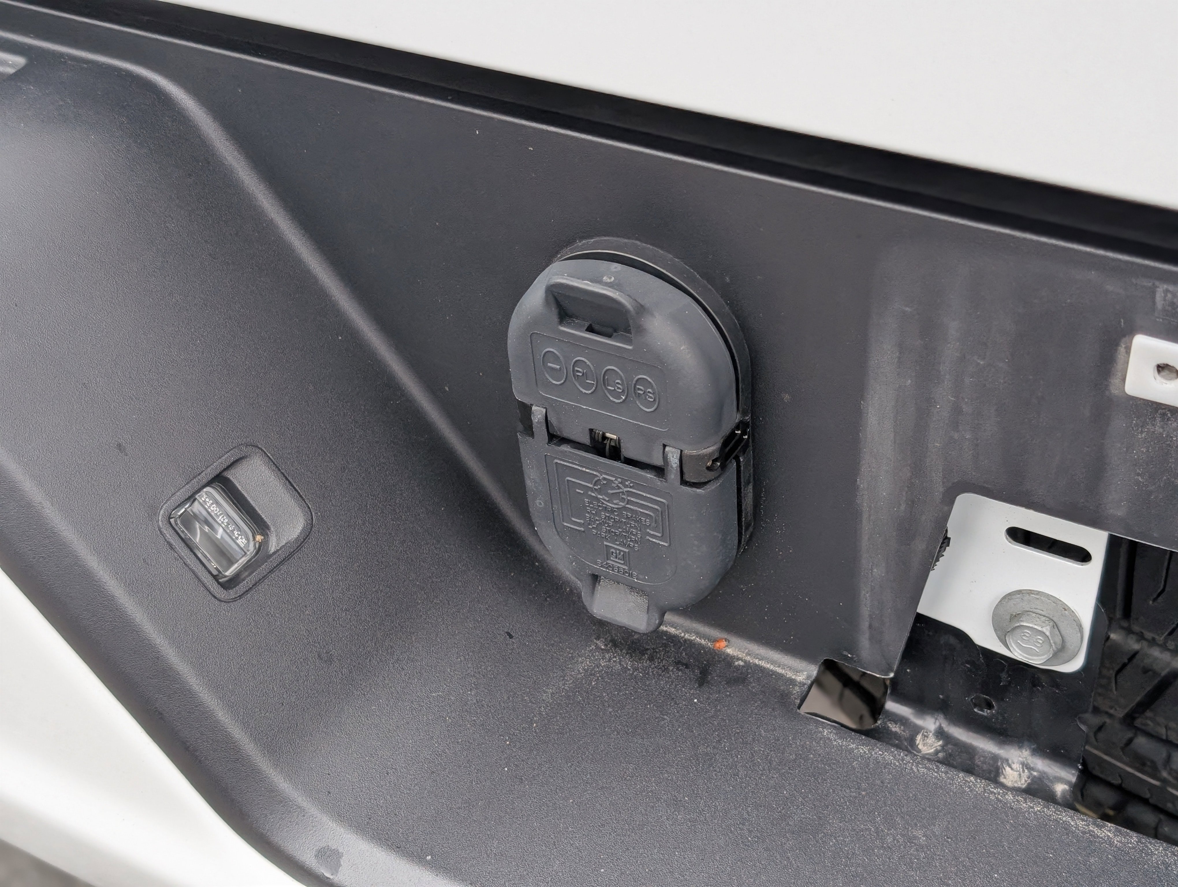 Used 2023 Chevrolet Silverado 1500 Custom image 32