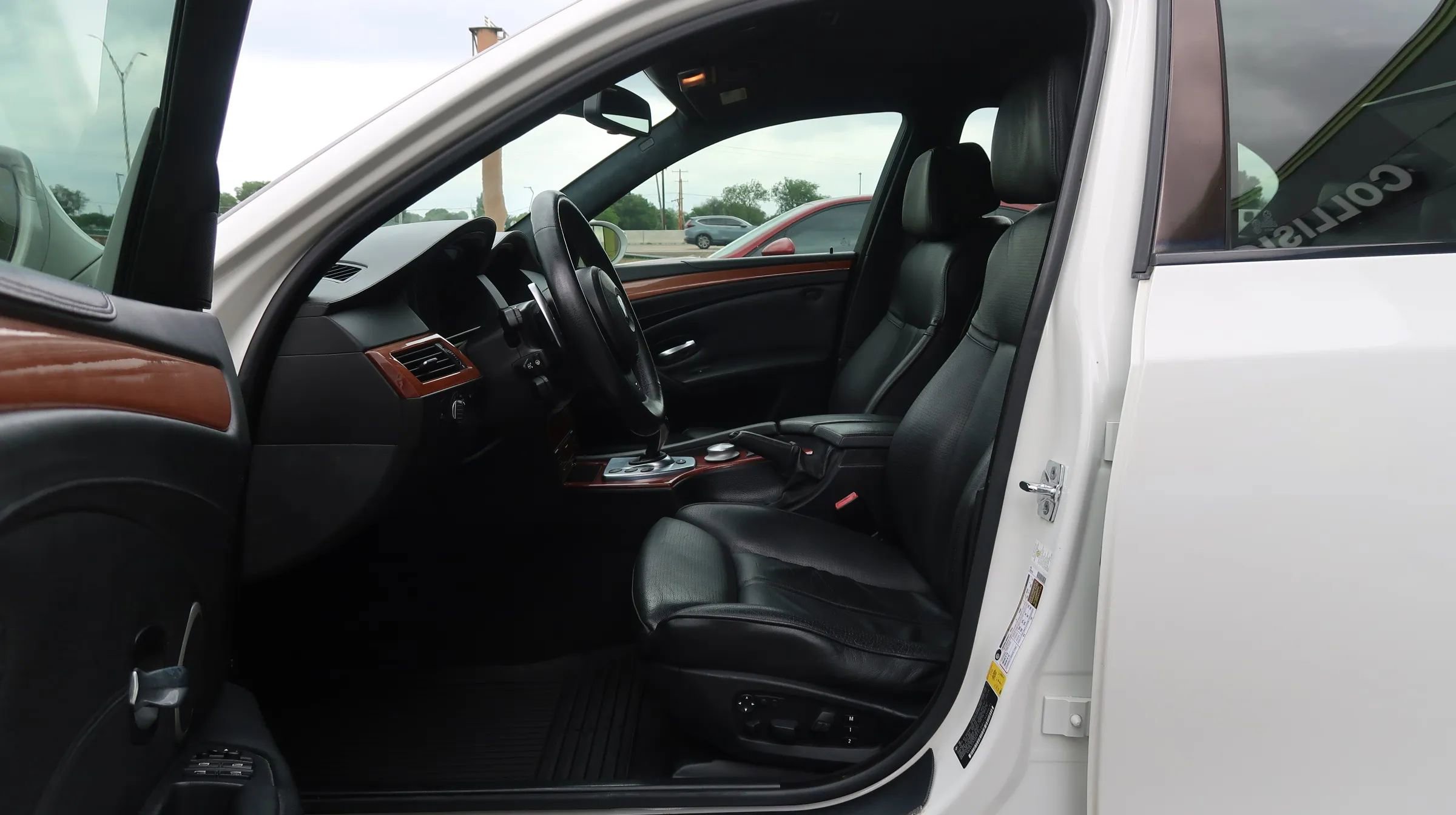 Used 2008 BMW M5 RWD image 16