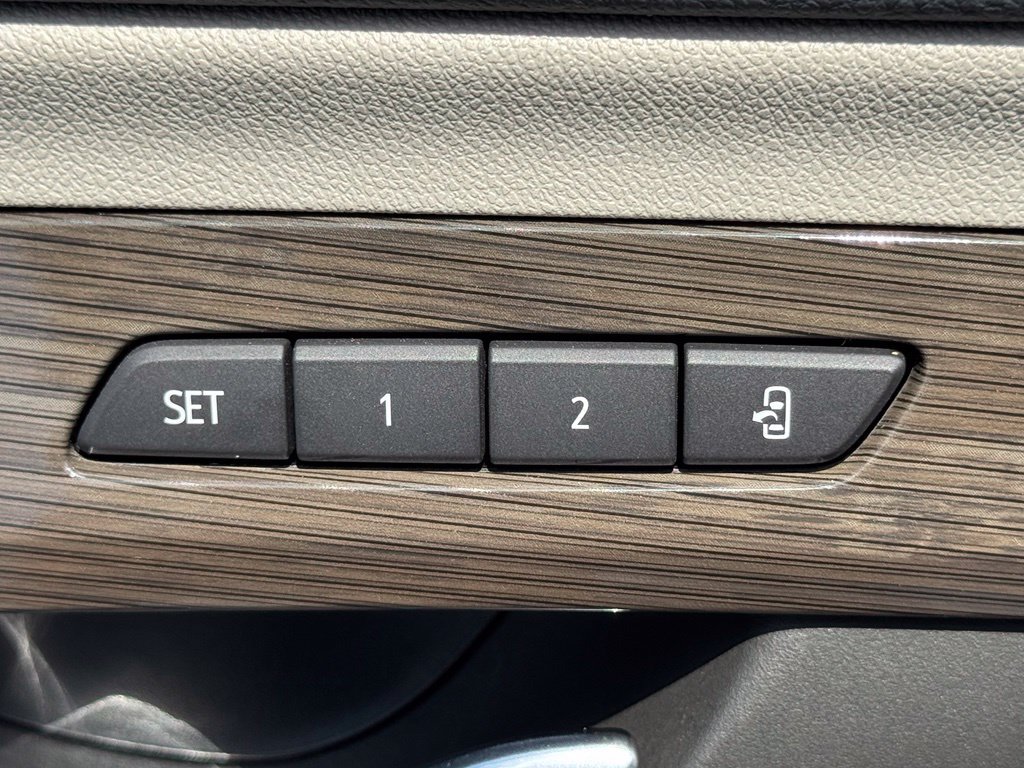 Used 2023 GMC Terrain Denali AWD/4WD image 20
