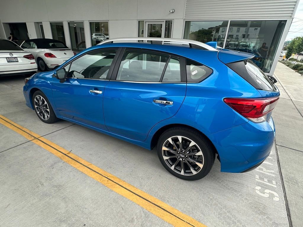 Used 2020 Subaru Impreza 2.0i Limited w/ Popular Package #2 AWD/4WD image 4