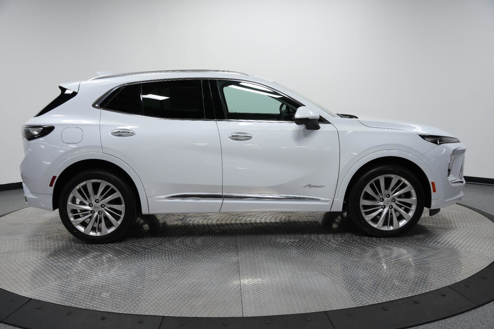 New 2026 Buick Envision Avenir image 9