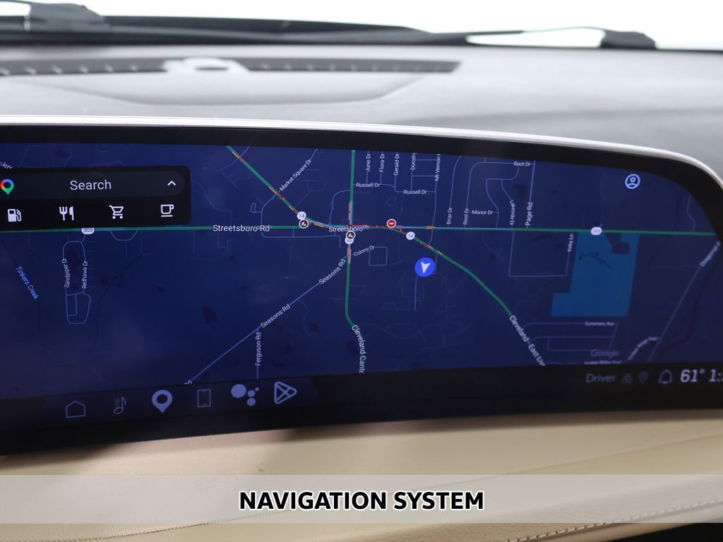 Used 2024 Cadillac XT4 Luxury image 3