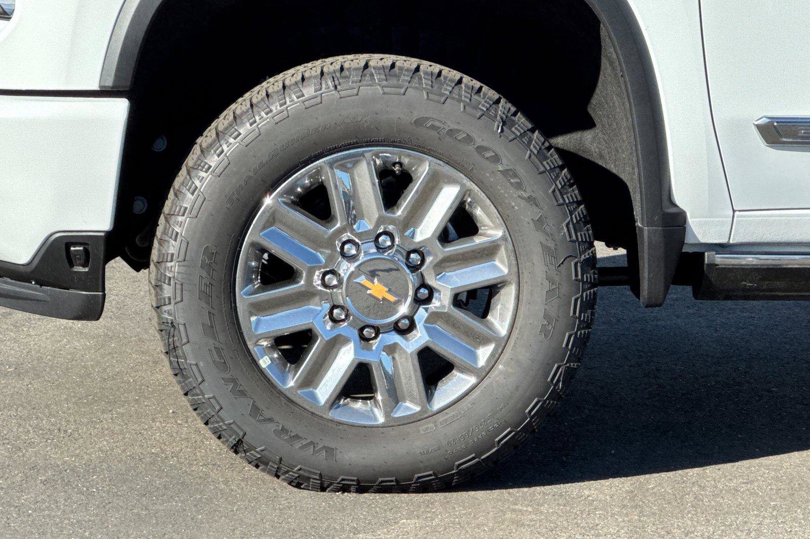 New 2026 Chevrolet Silverado 2500 High Country image 36
