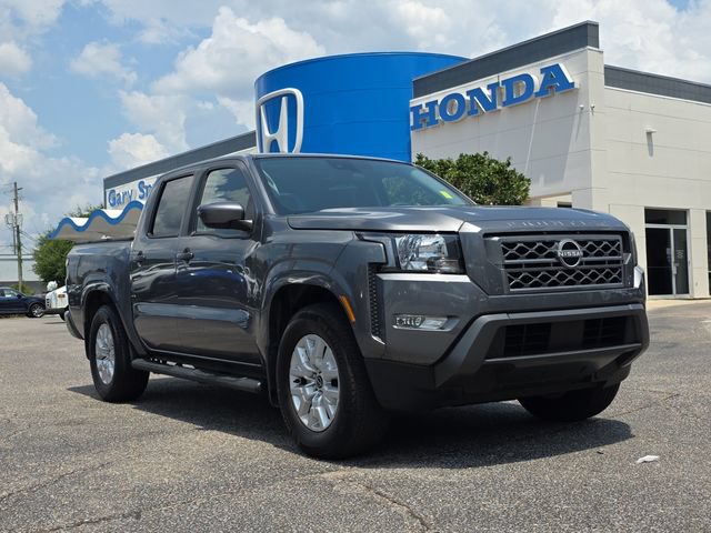 Used 2024 Nissan Frontier SV w/ SV Convenience Package RWD image 2